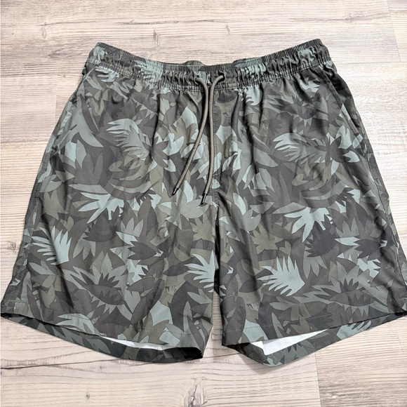 Goodfellow & Co Other - Leafy Camouflage swim trunks